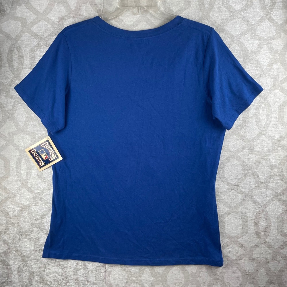 New Era Cooperstown Collection Women XL Blue NWT Distressed Cubs Graphic Tee MLB - Picture 2 of 9